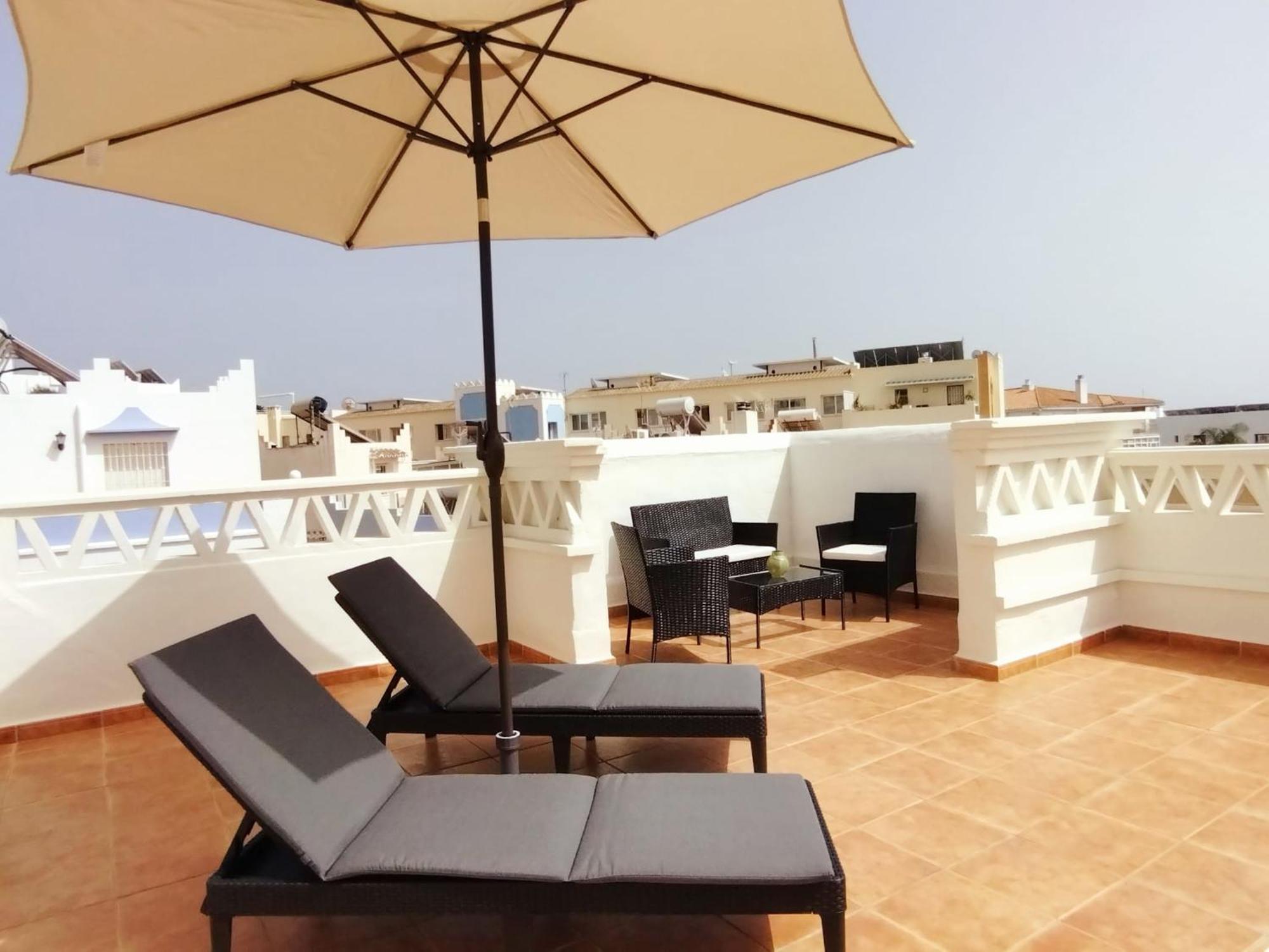 Casa Playa, Terraza Y Garaje Apartment Nerja Ngoại thất bức ảnh